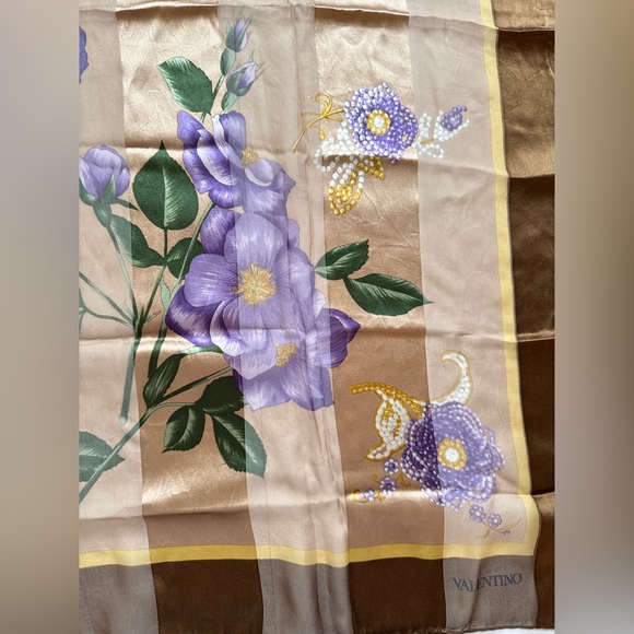 Valentino Vintage Silk Floral Scarf - Picture 13 of 16